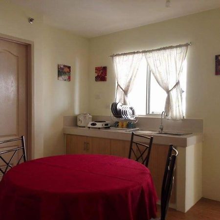 סבו Sanremo Oasis Condominium חדר תמונה